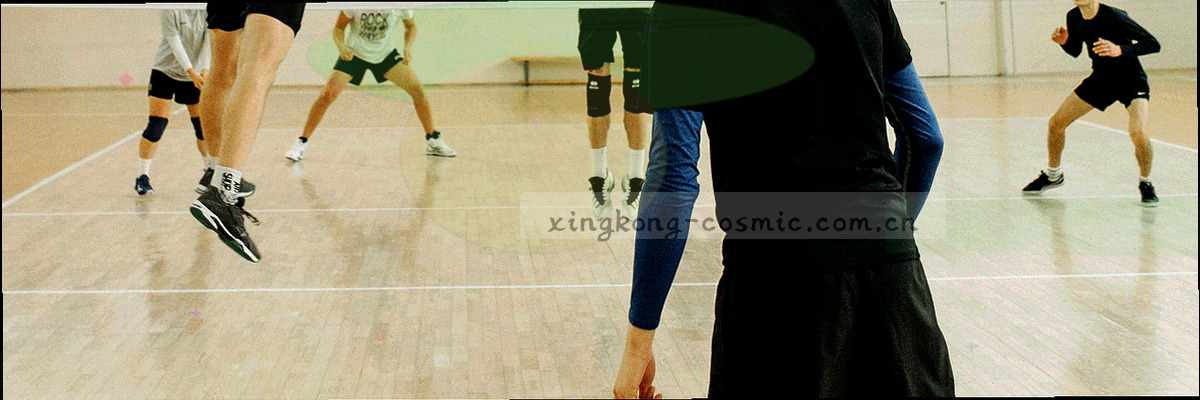全宽时间轴上排列多个赛事节点，彩色圆点表示不同分类